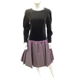 Vintage Laura Ashley Dress Women’s SZ 10 Velvet And Taffeta Big Bow On The Back